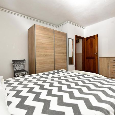 Ferienwohnung Fuer 4 Personen Ca 80 Qm In Bale, Istrien Istrische Riviera Exteriör bild